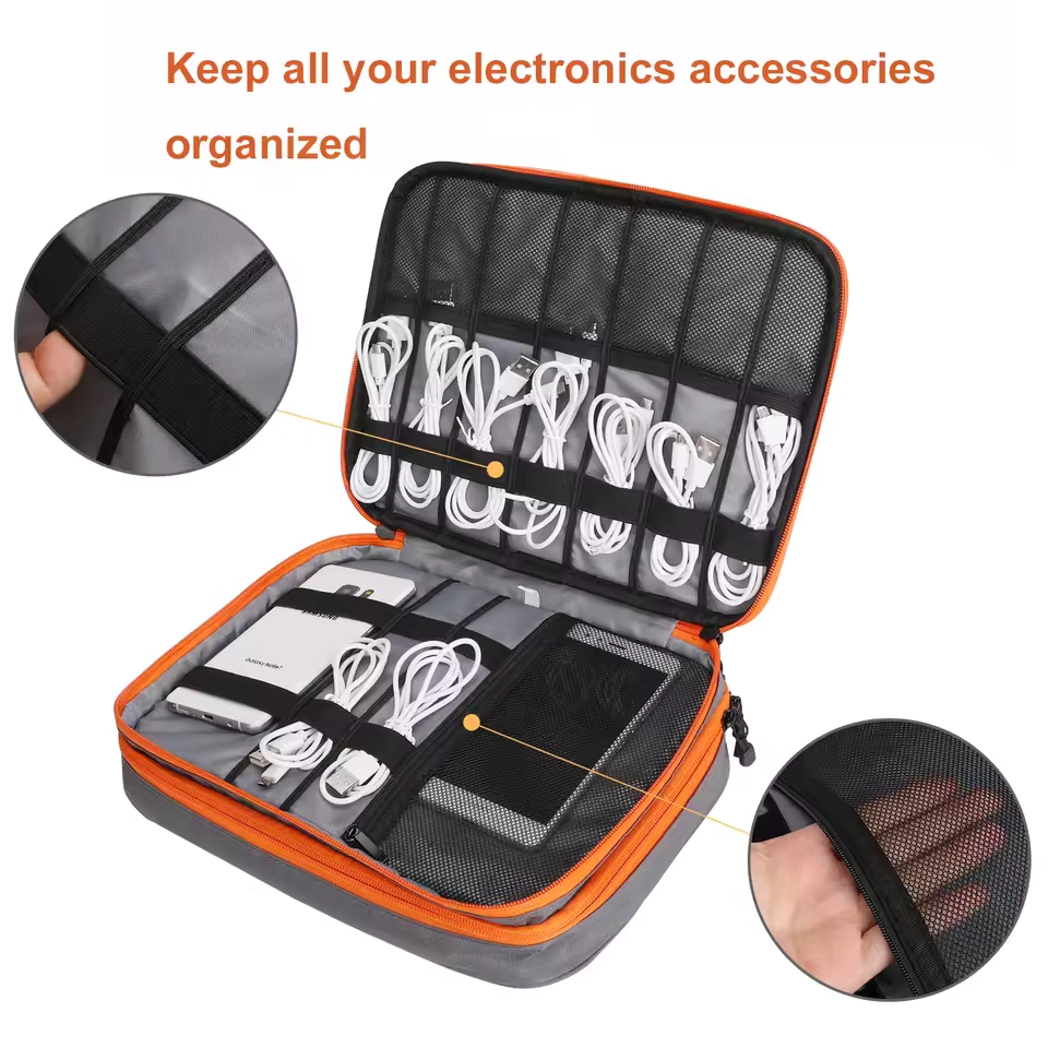Reistas met dubbele laag voor  - Tech Accessories Case recensie en prijs